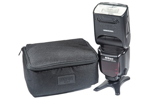 Nikon 910 speedlight dslr - nikon,